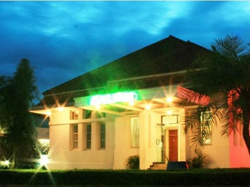Hotel Royal Dago Bandung Exterior foto